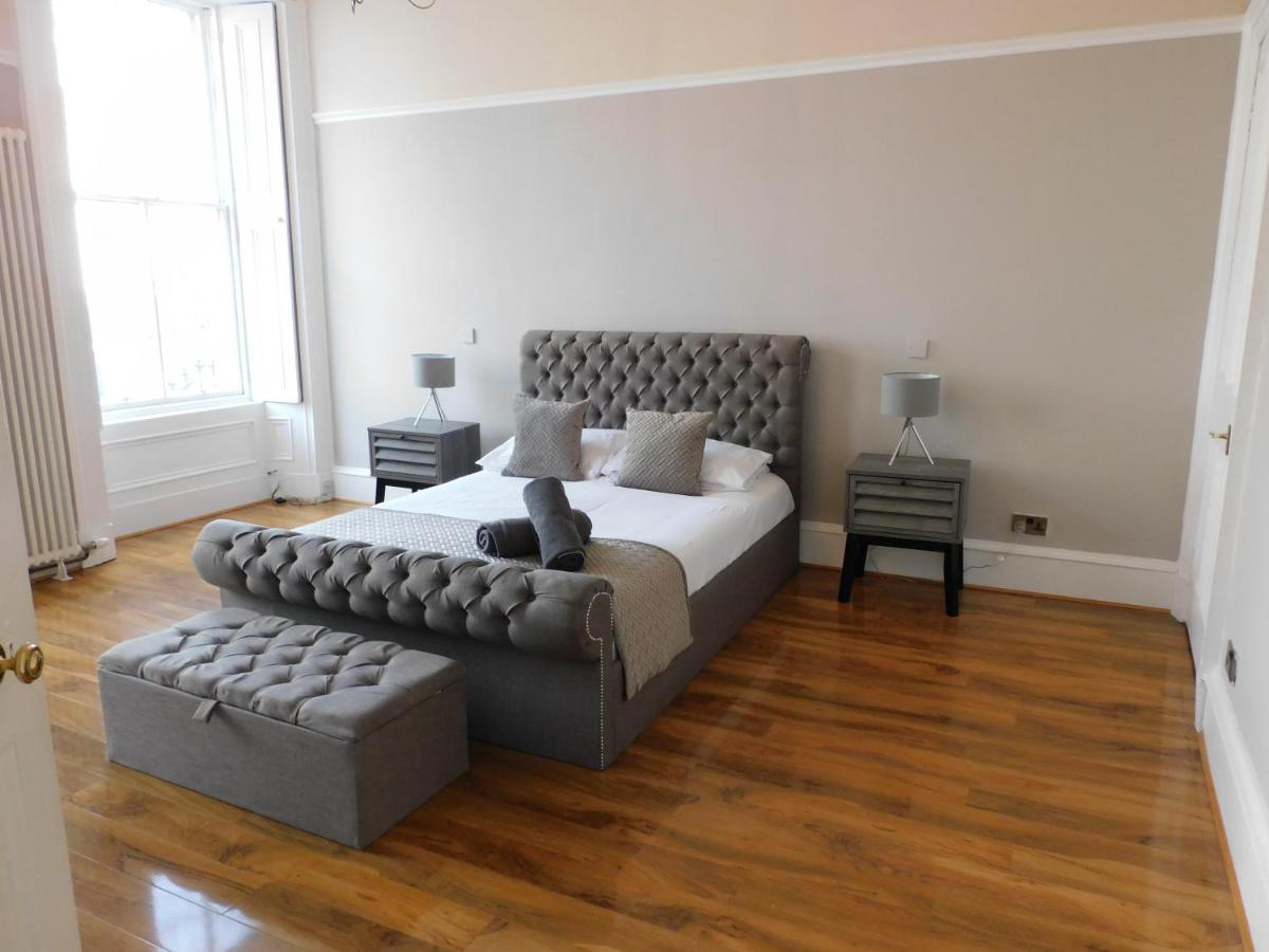 West End - Stunning, Spacious, 3 Bedroom, Main Door Flat With Private Parking Glasgow Exterior foto